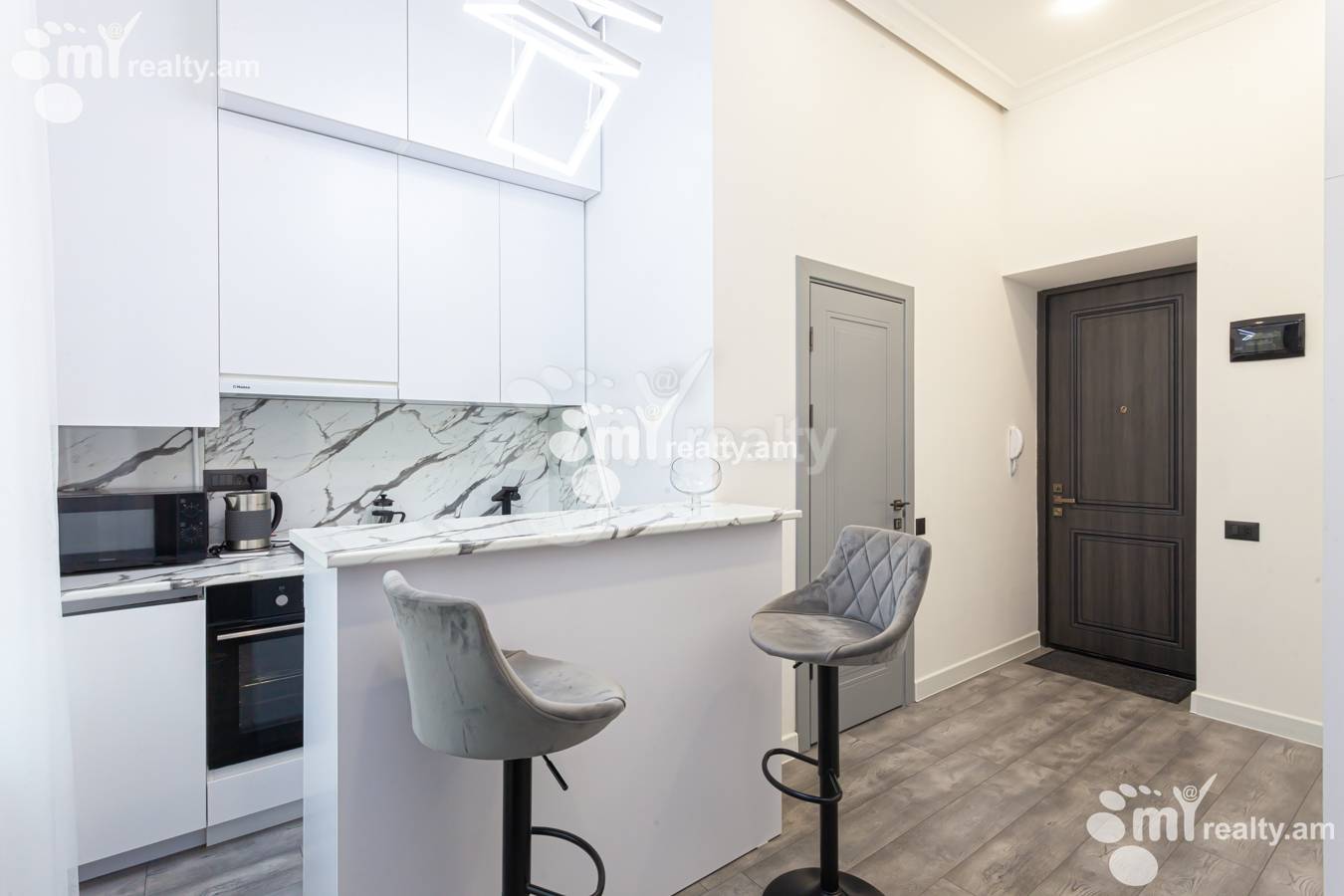 2 bedroom apartment for rent Paronyan St, Center Yerevan, 151606