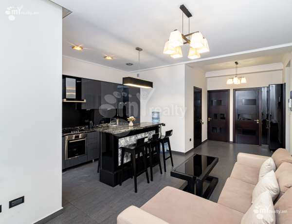 3-senyakanoc-bnakaran-vacharq-Yerevan-Center