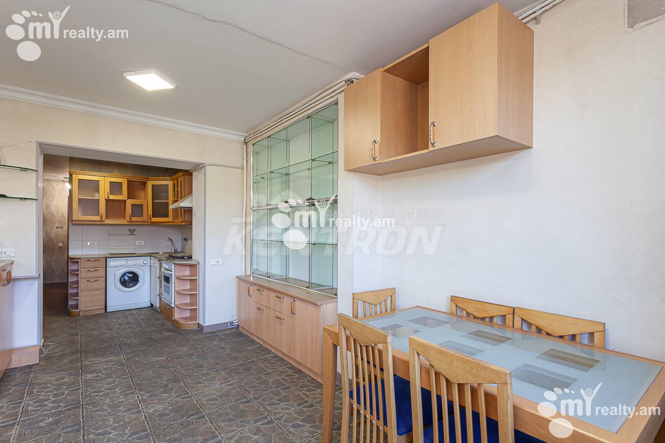 2 սենյականոց բնակարան  Զաքյան փող․ 1-ին նրբանցք, Կենտրոն Երևան, 148121