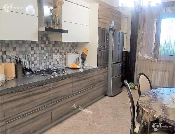 3-senyakanoc-bnakaran-vacharq-Yerevan-Achapnyak