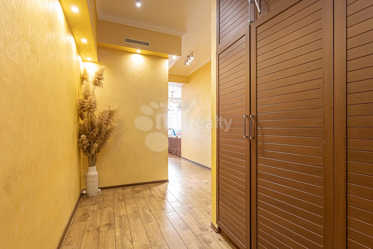 3 bedroom apartment for sale Kievyan St, Arabkir Yerevan, 157882