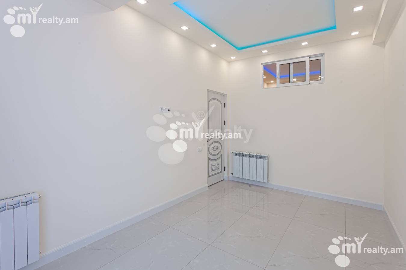 Купить 3 комнатную квартиру Антараин ул Г. Эмина, Центр Ереван, 152074