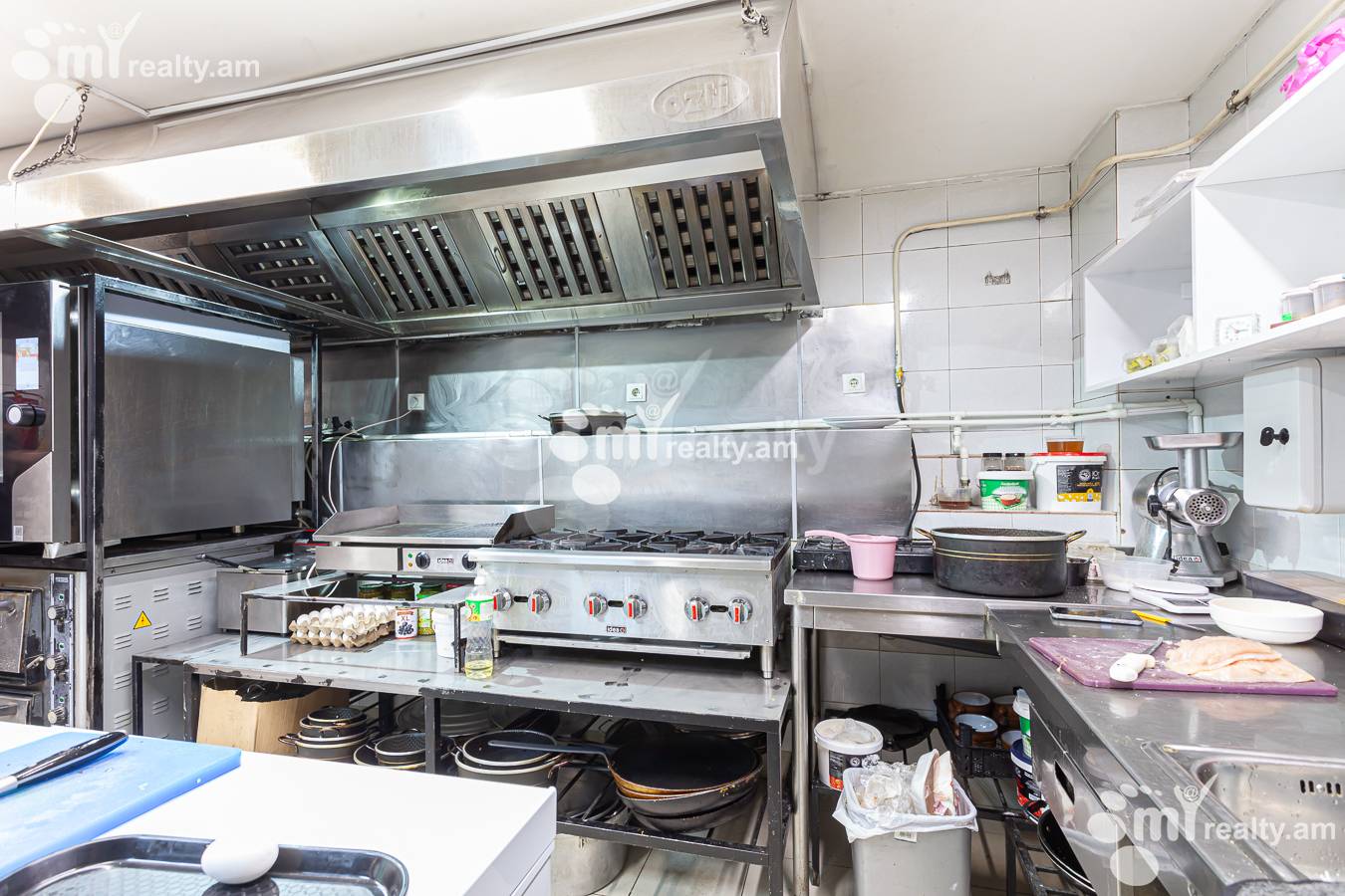 Կոմերցիոն տարածք  Կորյուն փող, Կենտրոն Երևան, 154359