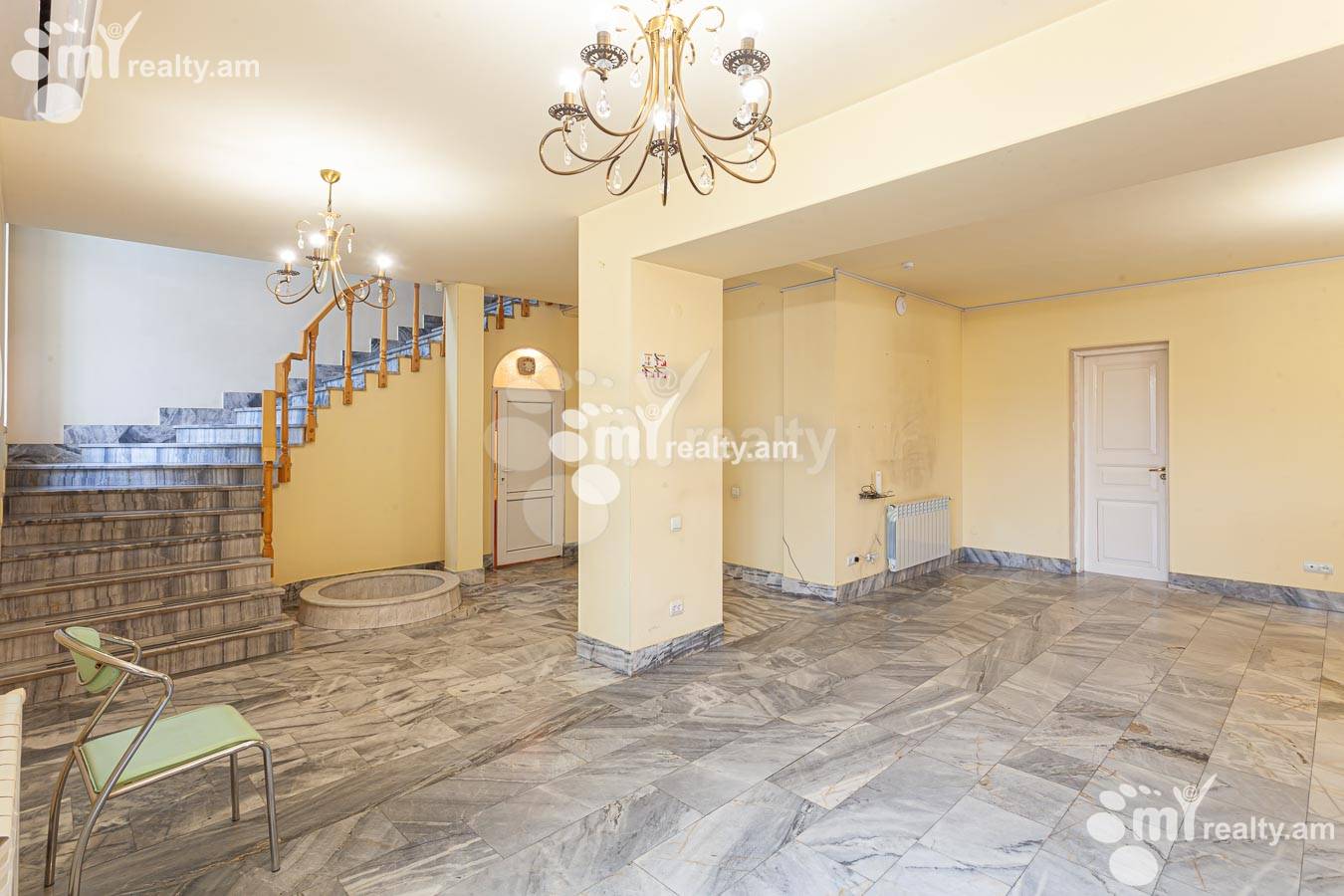Commercial property for rent Zarobyan St, Center Yerevan, 155242