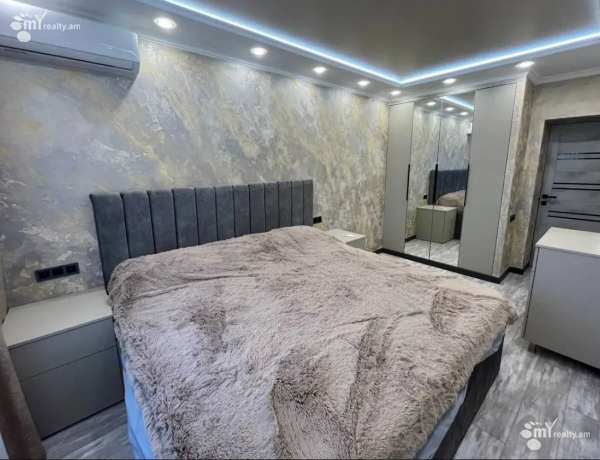 3-senyakanoc-bnakaran-vacharq-Yerevan-Erebuni