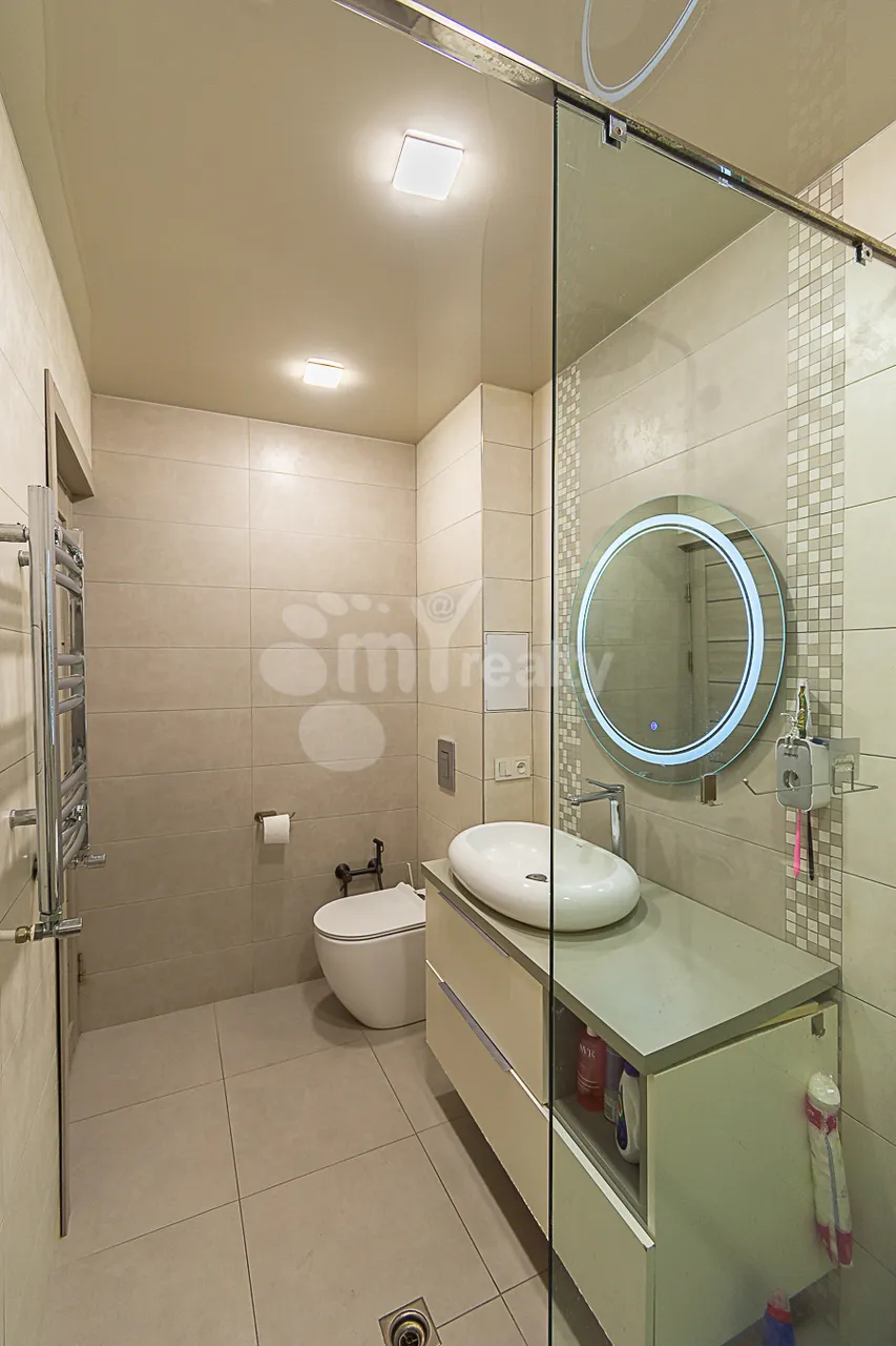 4 bedroom apartment for sale Paronyan St, Center Yerevan, 161626