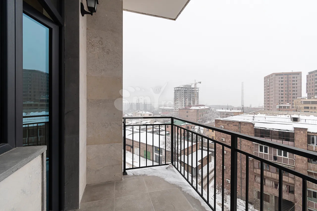 3 սենյականոց բնակարան  Գրիբոեդովի փող, Արաբկիր Երևան, 159221