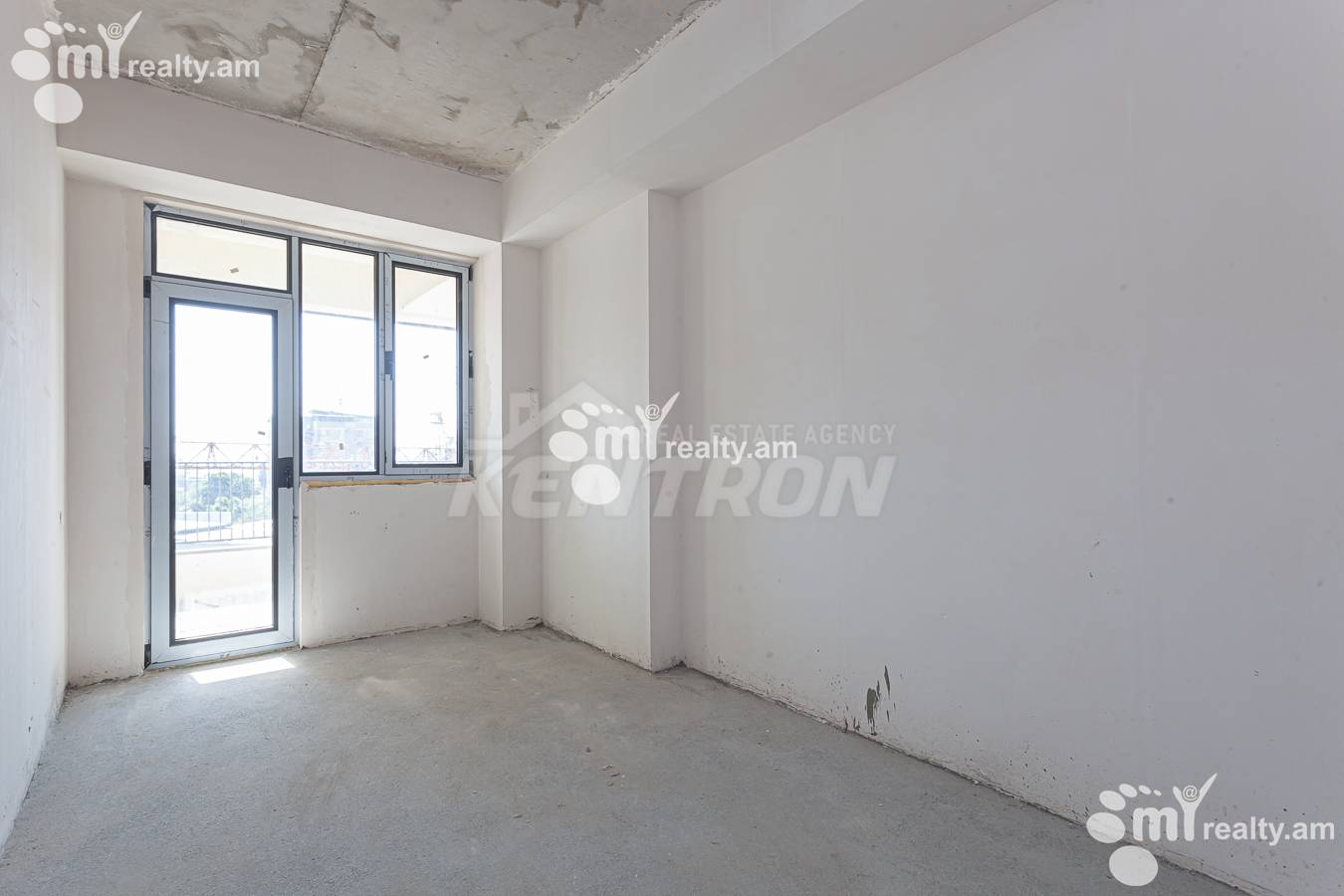 Купить 4 комнатную квартиру Грибоедов ул, Арабкир Ереван, 156537