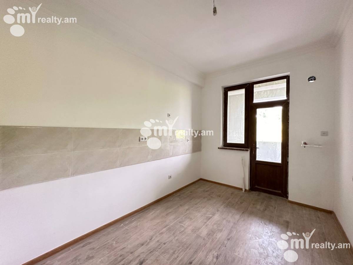 3 bedroom apartment for sale M․ Melqonyan str, مرکز شهر ایروان, 152478