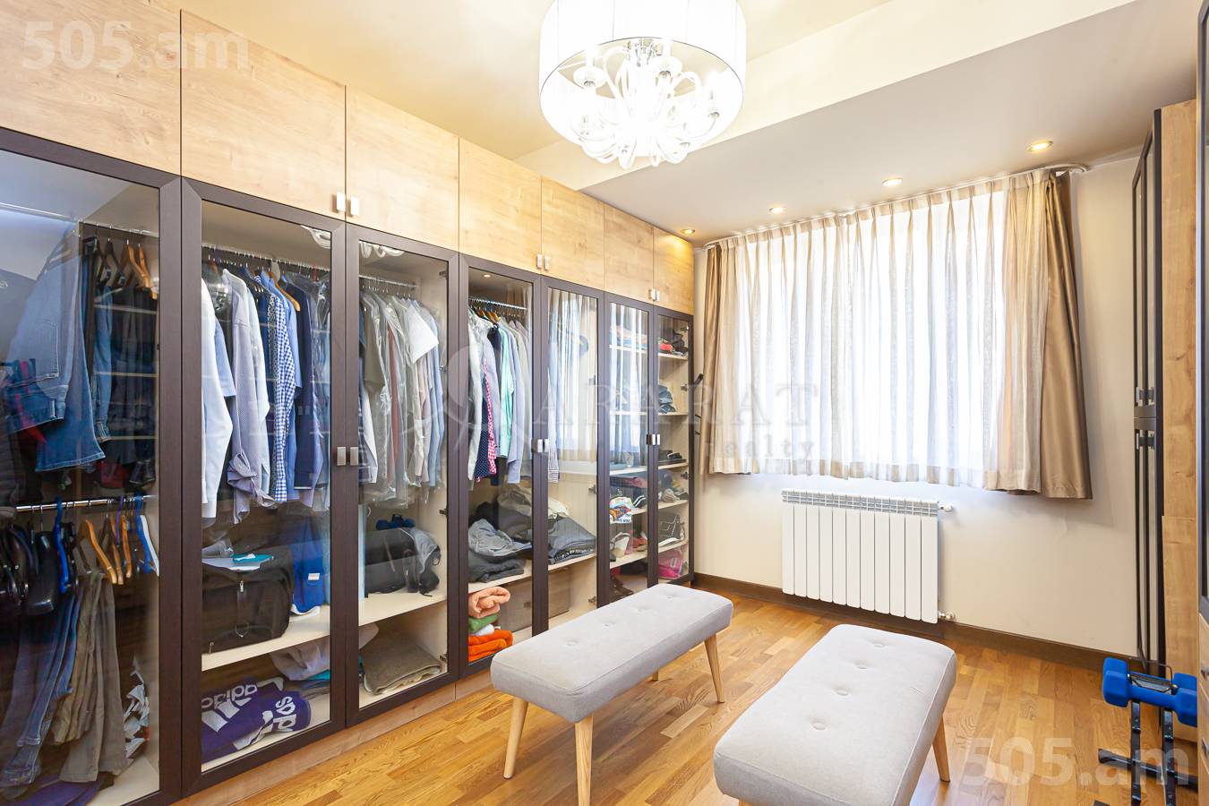 4 սենյականոց բնակարան  Անտառային փող, Կենտրոն Երևան, 154416