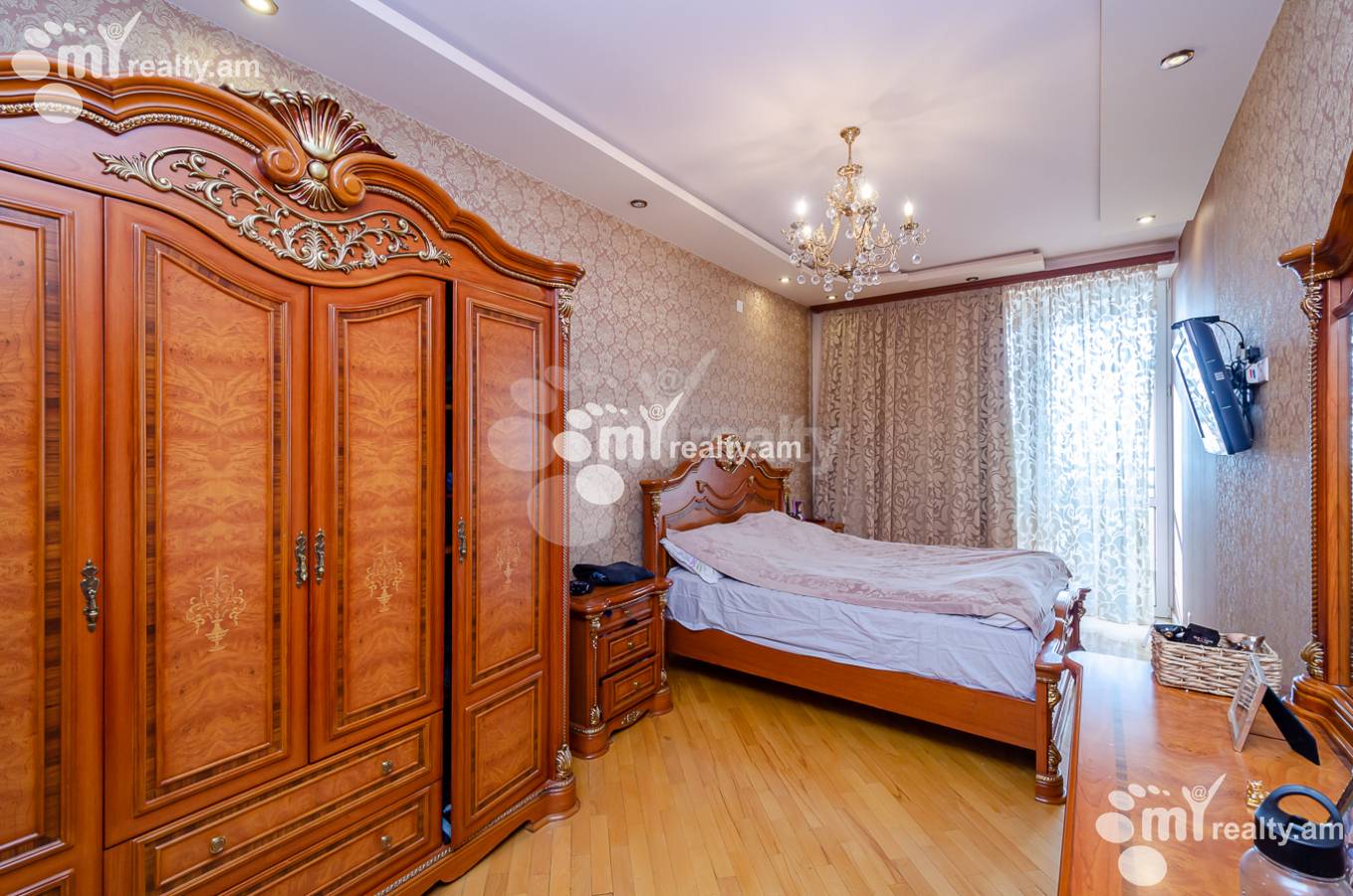 3 bedroom apartment for sale N. Zaryan St, Arabkir Yerevan, 145347