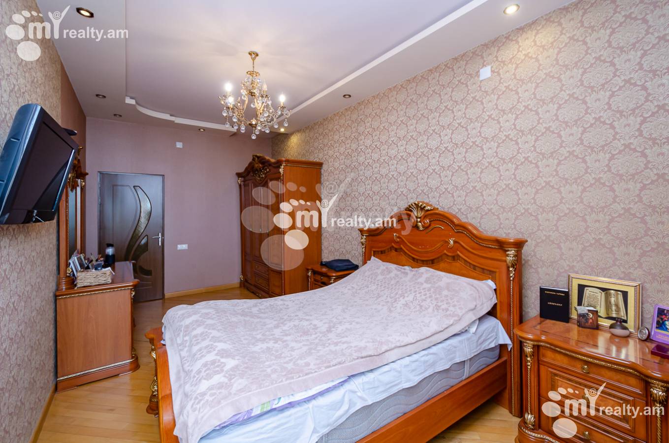 3 bedroom apartment for sale N. Zaryan St, Arabkir Yerevan, 145347