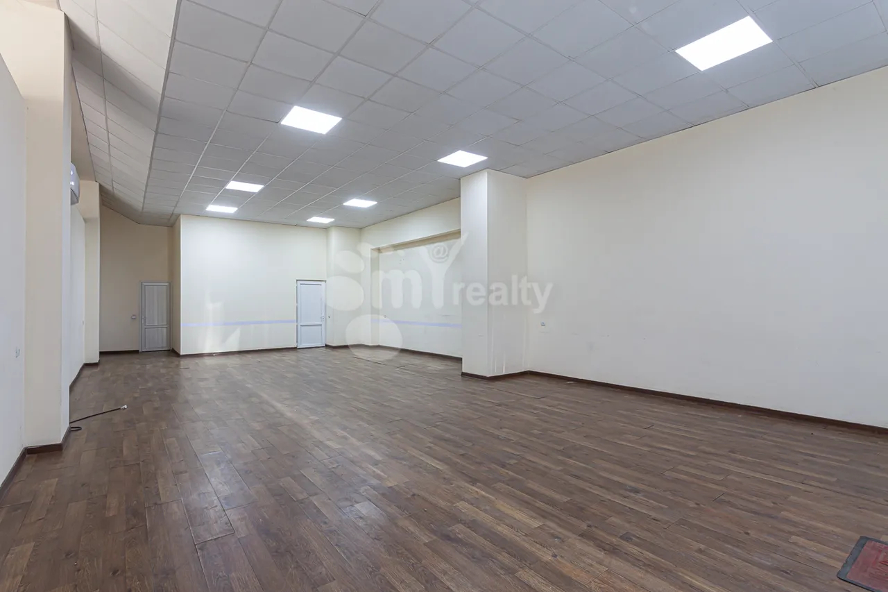 Commercial for rent خیابان گولبِنکیان, عربگیر ایروان, 161036