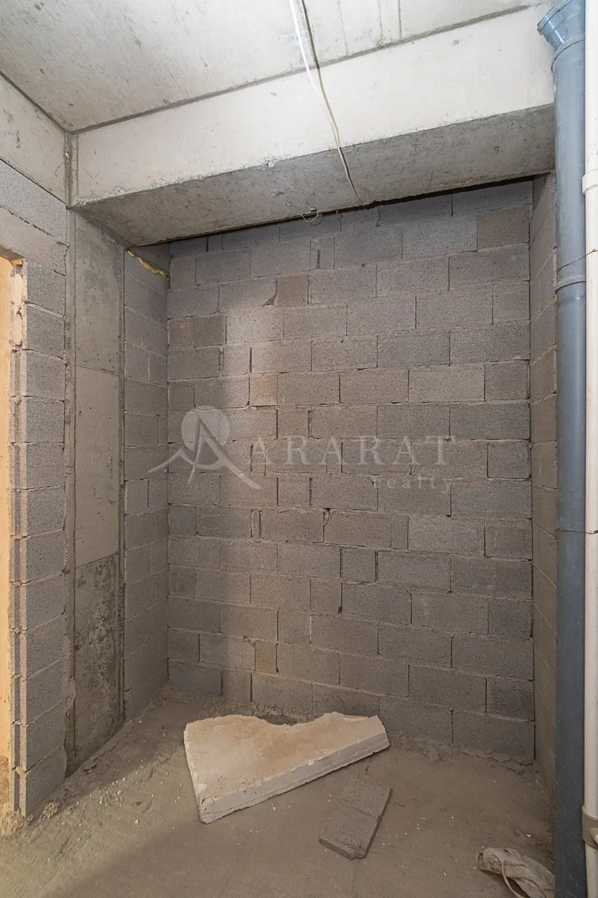 3 bedroom apartment for sale خیابان گولاکیان, عربگیر ایروان, 161985