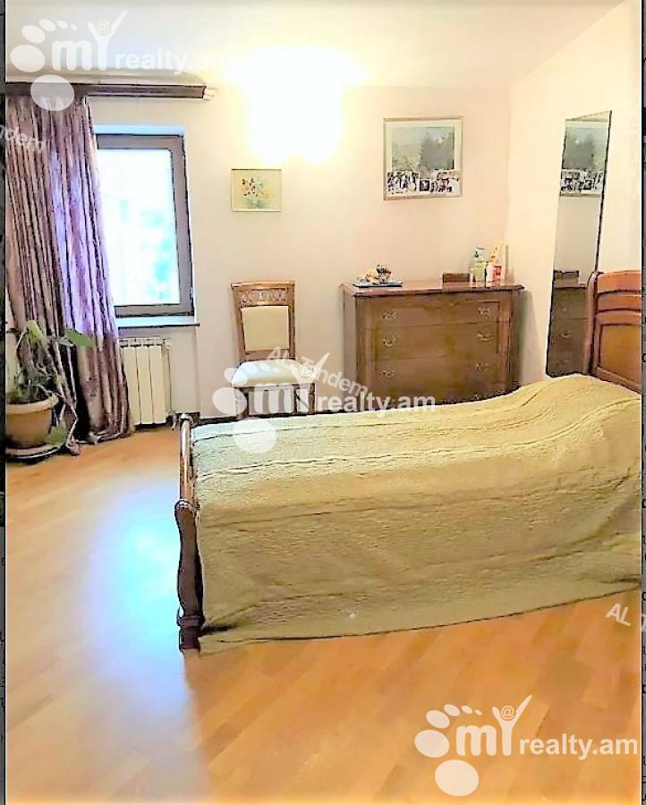 4 bedroom apartment for sale Teryan St, Center Yerevan, 124918