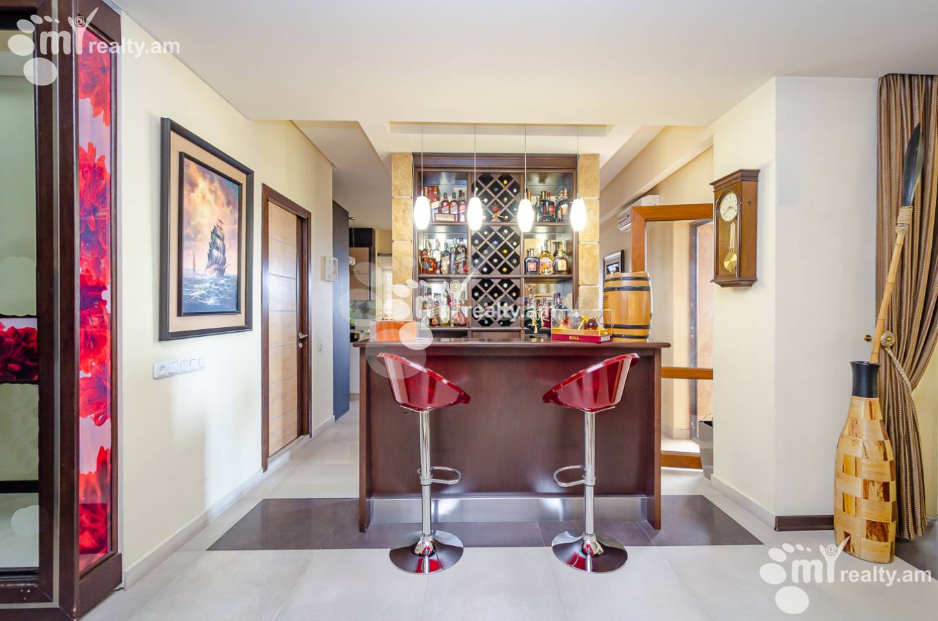 4 սենյականոց բնակարան  Կոմիտասի պող, Արաբկիր Երևան, 153021