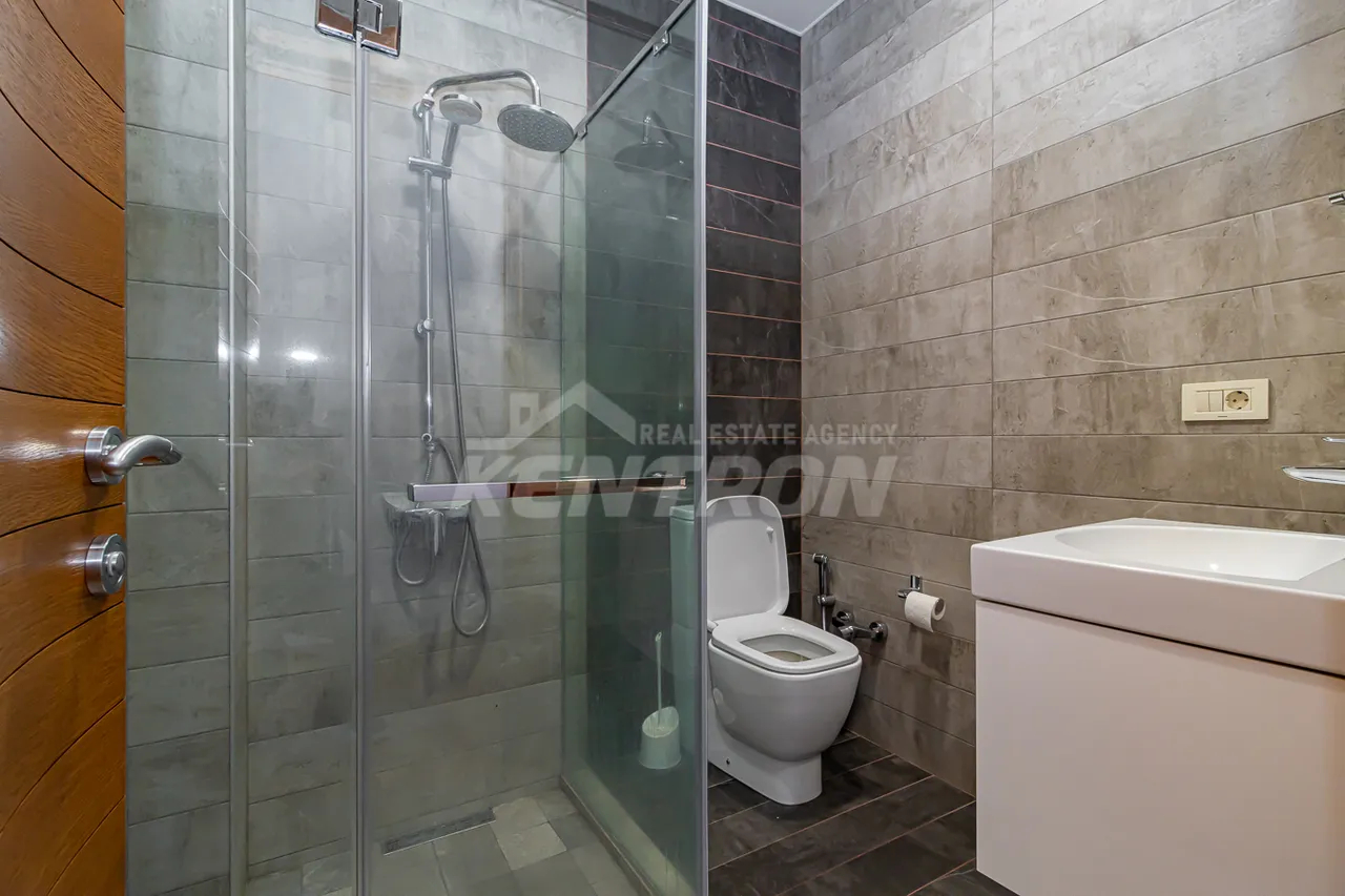 4 bedroom apartment for sale D. Demirchyan St, Center Yerevan, 157680