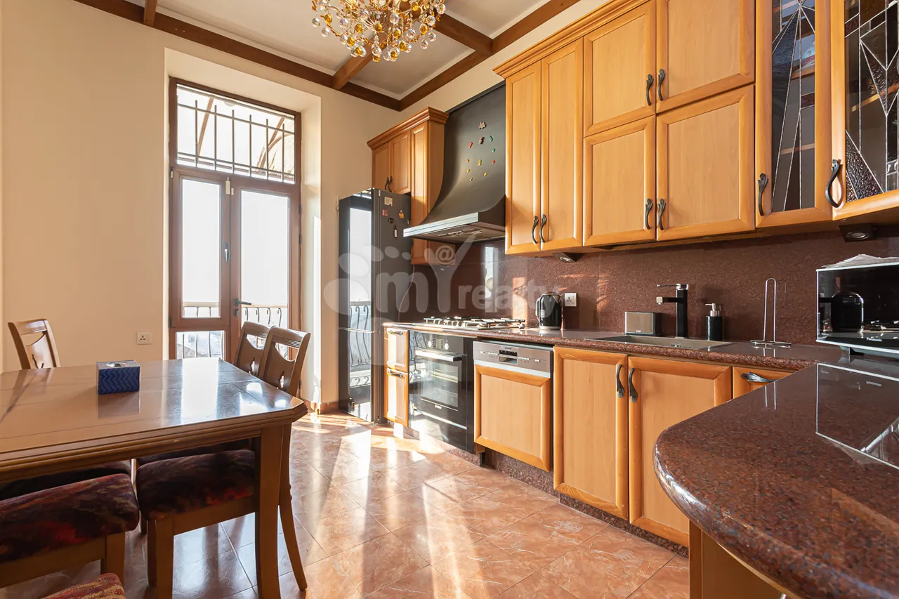 4 bedroom apartment for sale Baghramyan av(Arabkir), Arabkir Yerevan, 158396
