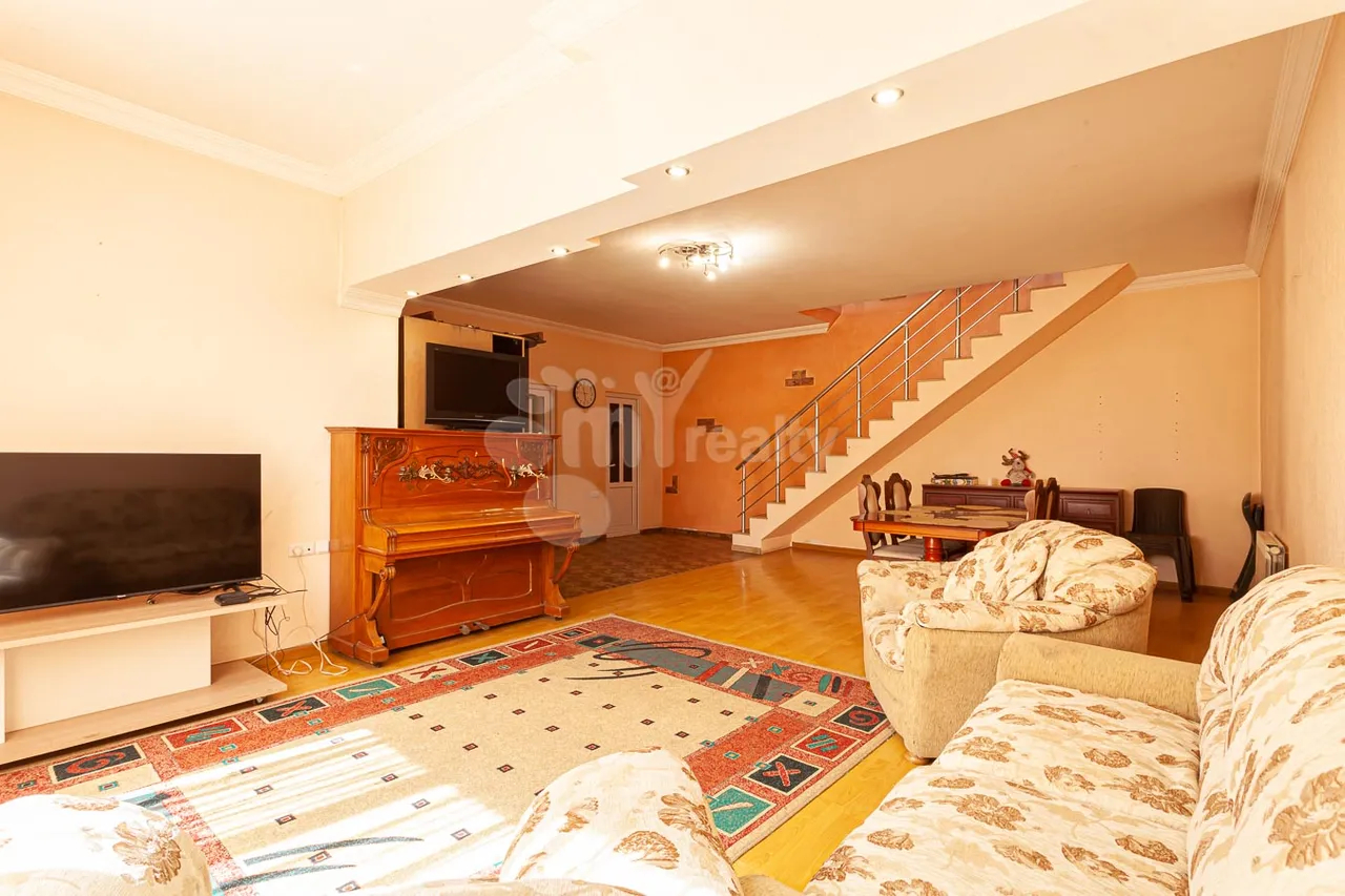 House for sale خیابان آچاریان, آوان ایروان, 157785