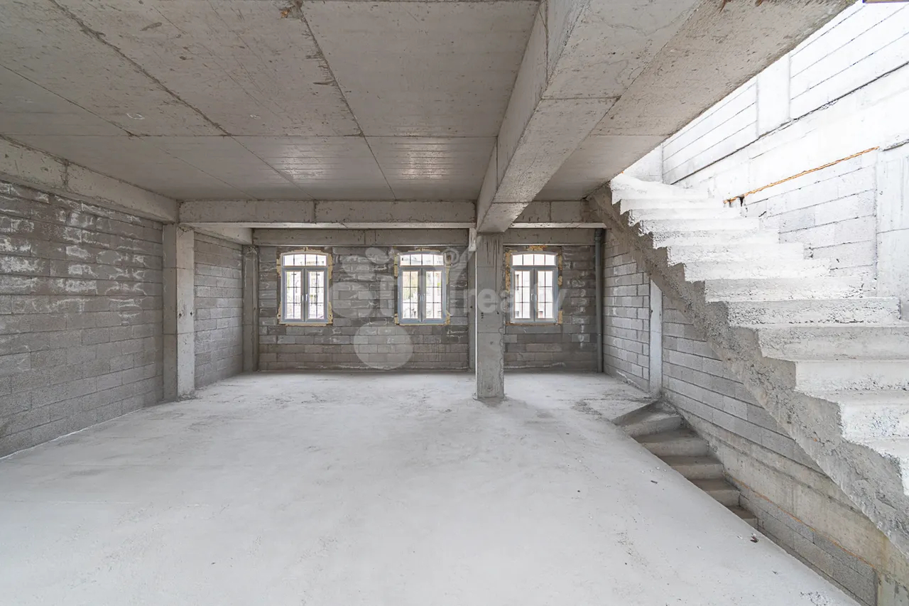 Առանձնատուն  կառուցապատողից Գ. Հովսեփյան փող, Նորք-Մարաշ Երևան, 160233