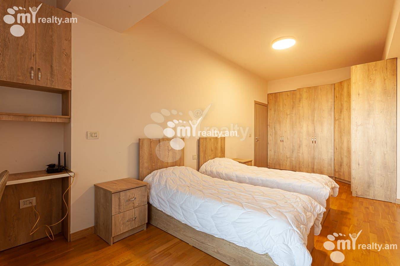 3 bedroom apartment for rent Leo St, Center Yerevan, 155442