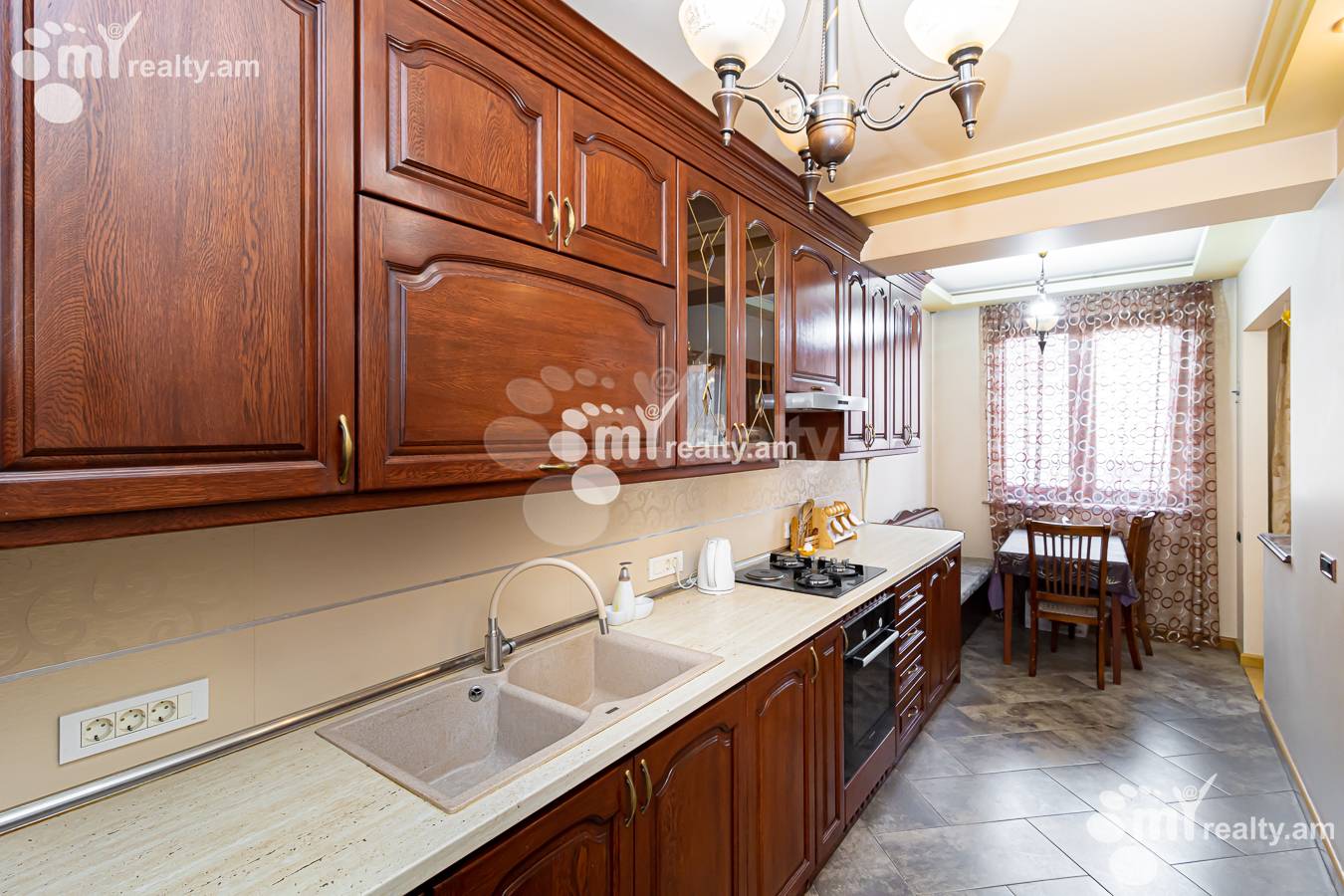 Купить 3 комнатную квартиру А. Аветисян ул, Арабкир Ереван, 154023