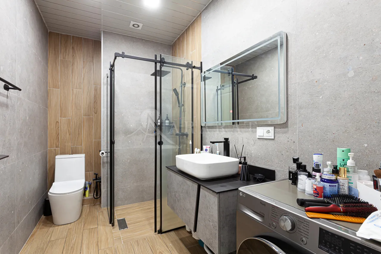 3 bedroom apartment for sale خیابان میکویان, داوتاشِن ایروان, 157185