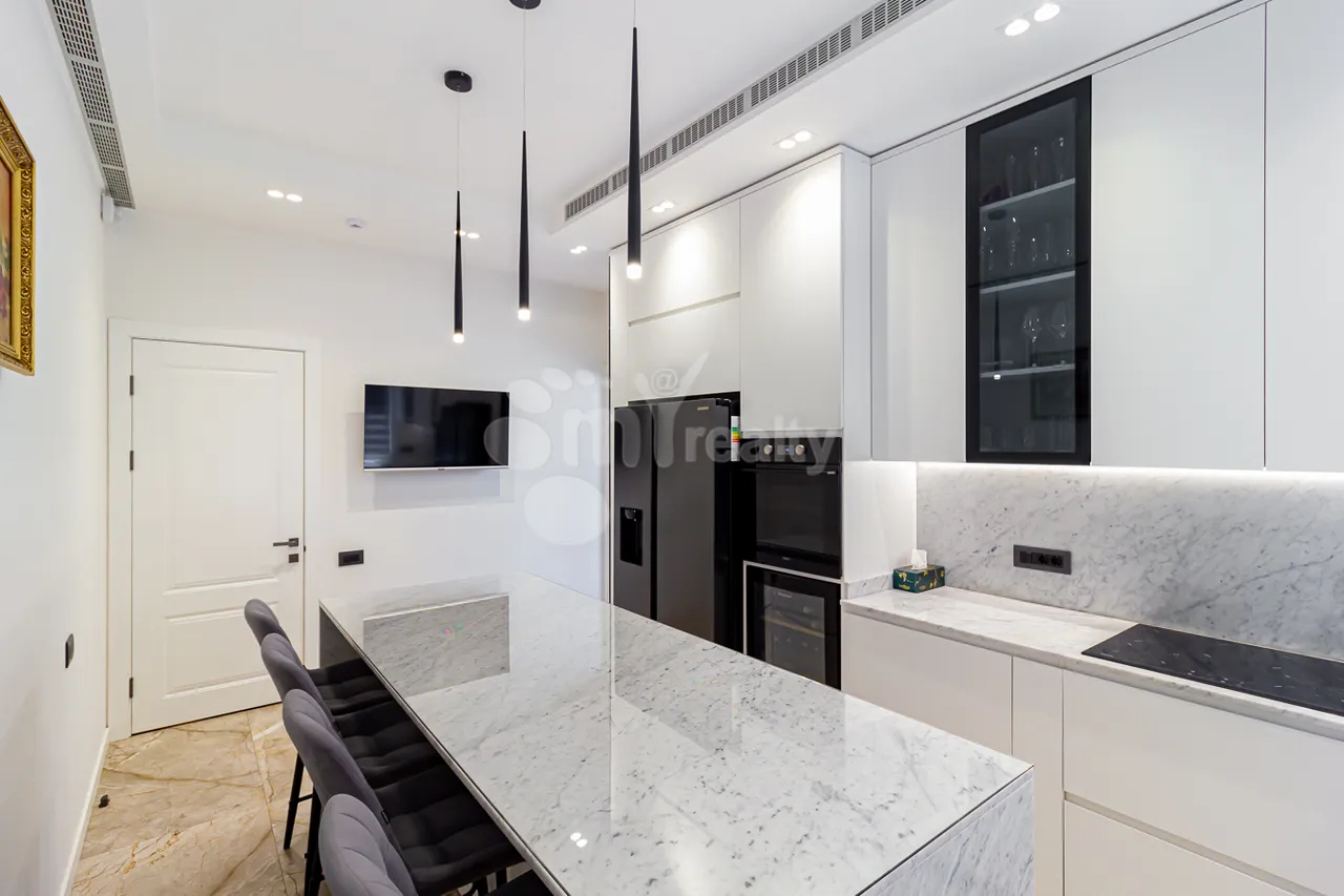 5 bedroom apartment for sale V.Papazyan St, Arabkir Yerevan, 158511