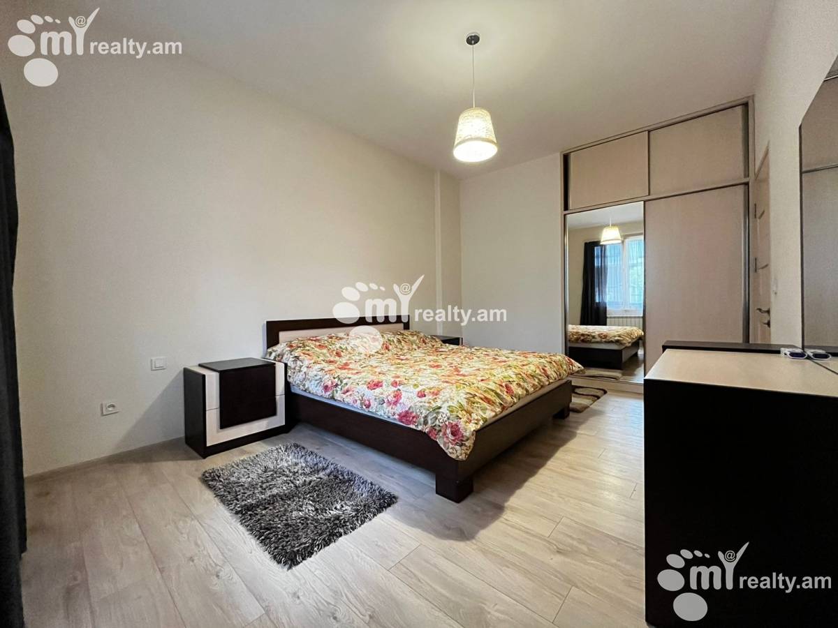 4 bedroom apartment for rent Antarayin St, Center Yerevan, 156196