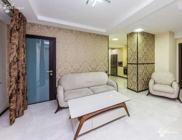 3-senyakanoc-bnakaran-vacharq-Yerevan-Arabkir