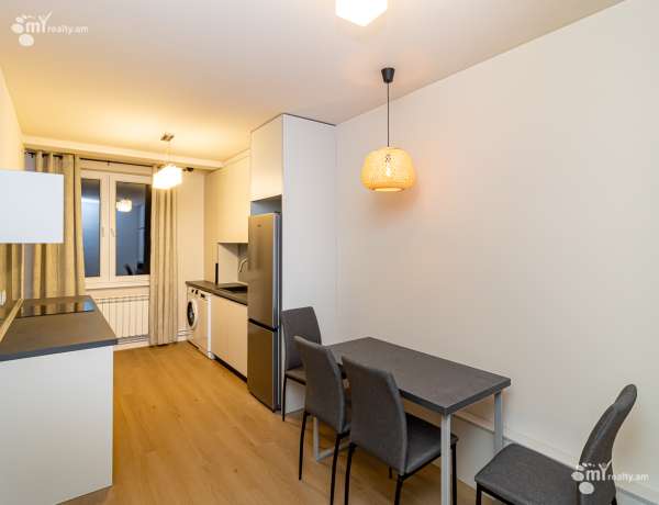 2-senyakanoc-bnakaran-vacharq-Yerevan-Center