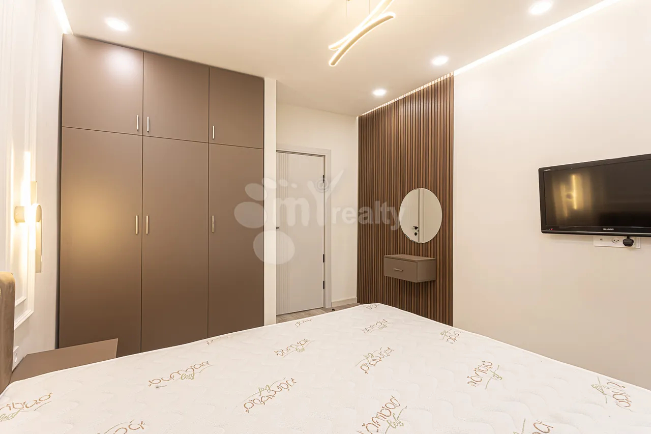 2 bedroom apartment for rent Nalbandyan St, Center Yerevan, 161459
