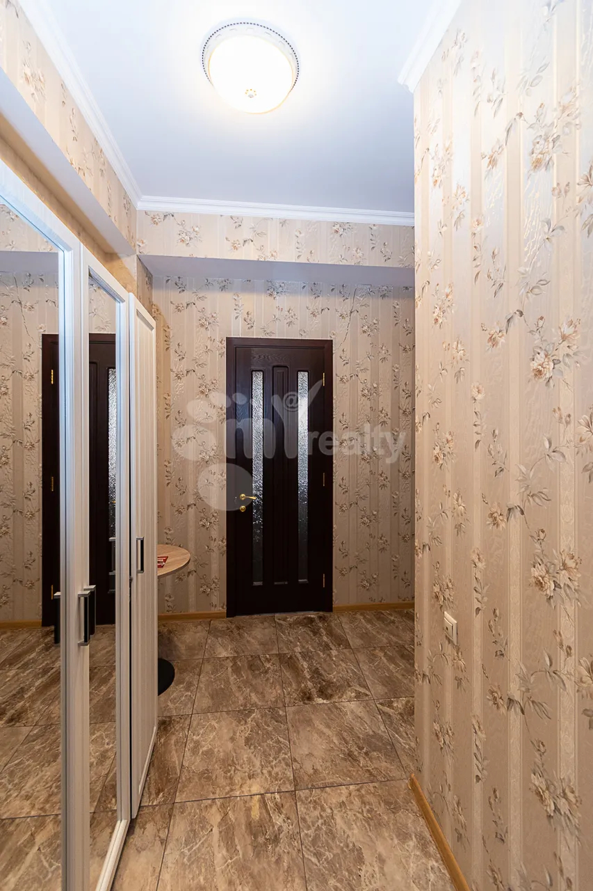 3 bedroom apartment for sale Hr.Kochar St, Arabkir Yerevan, 160025