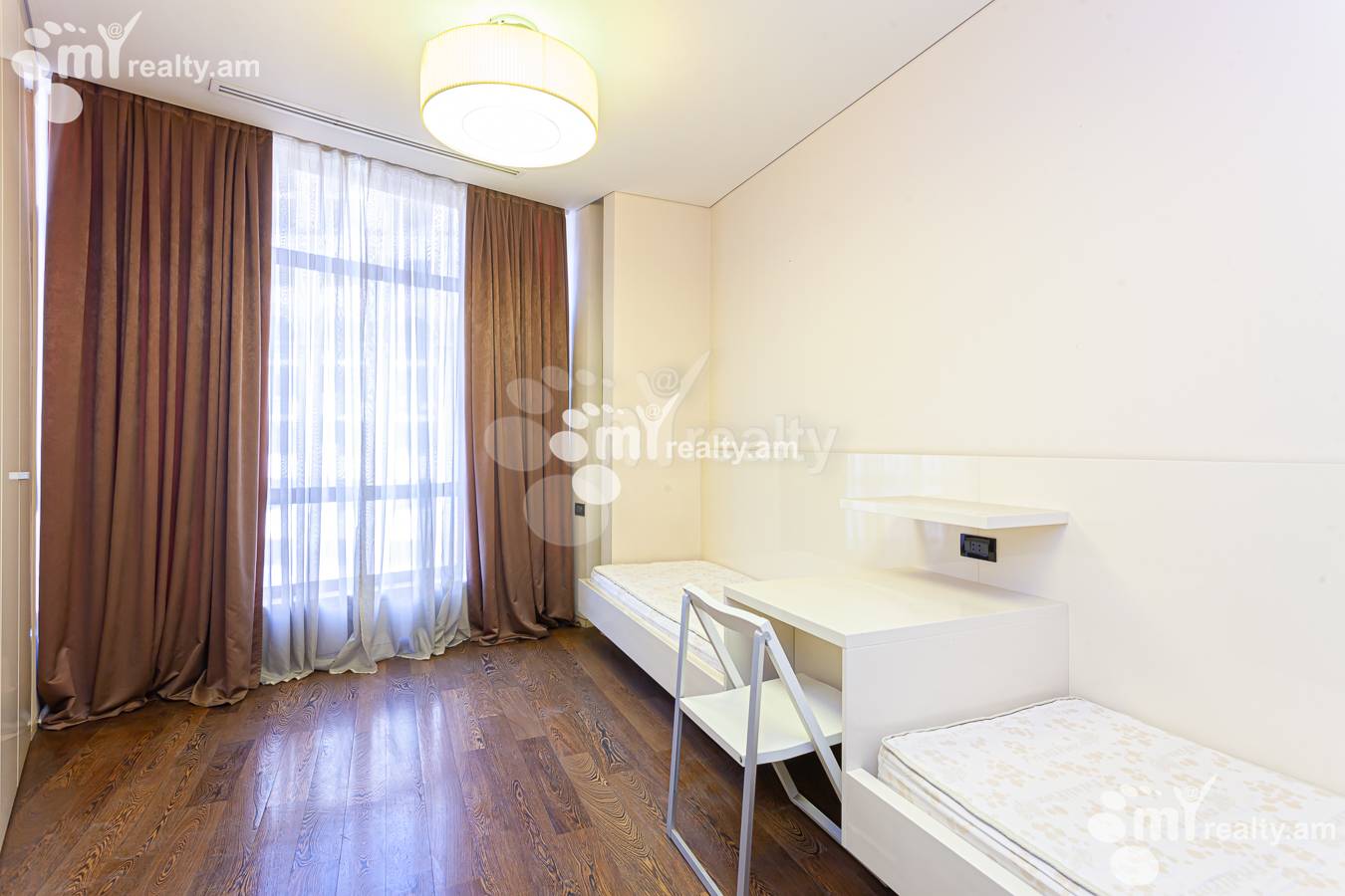 4 bedroom apartment for sale Northern(Hyusisayin)  Ave, Center Yerevan, 154634