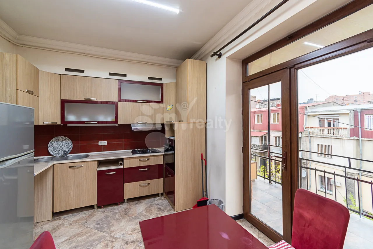 Купить 2 комнатную квартиру Пушкин ул, Центр Ереван, 160239