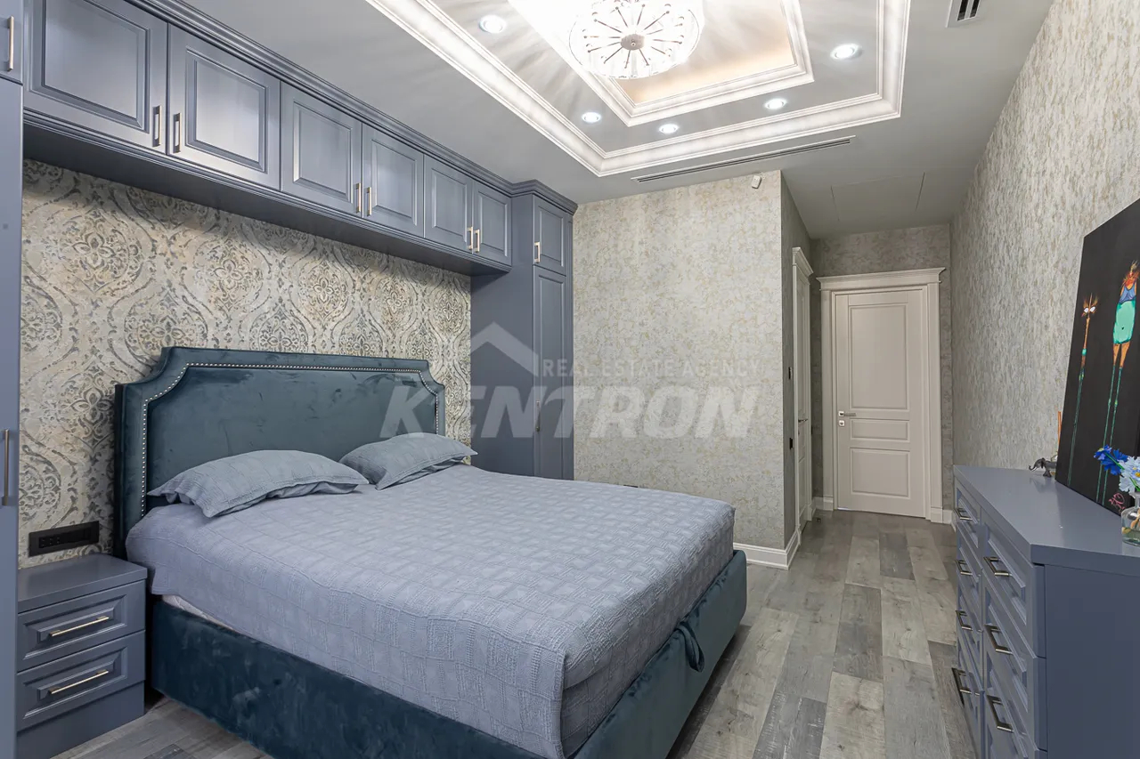 Снять 4 комнатную квартиру Арам ул, Центр Ереван, 159395