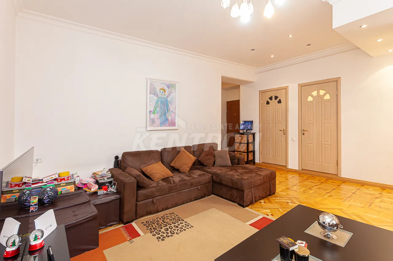 3 bedroom apartment for sale خیابان پوشکین, مرکز شهر ایروان, 158494