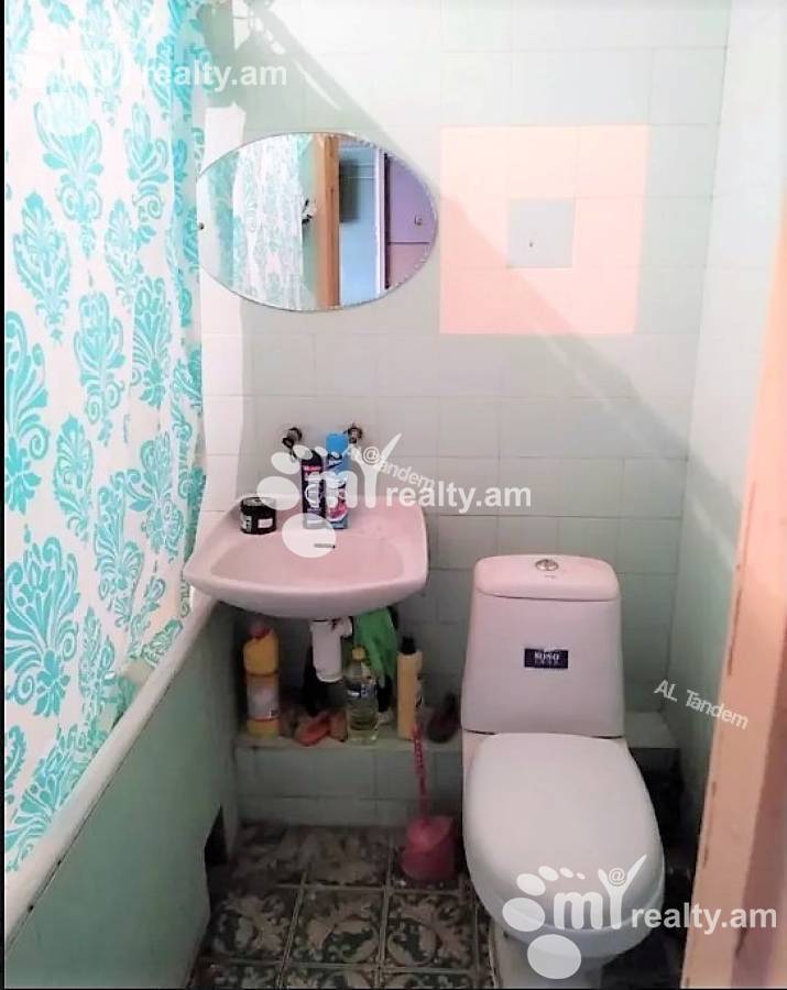 1 սենյականոց բնակարան  Խորենացու փող, Կենտրոն Երևան, 125215