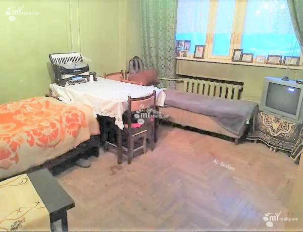 1-senyakanoc-bnakaran-vacharq-Yerevan-Center