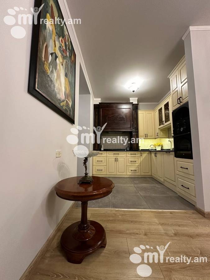 3 սենյականոց բնակարան  Կոմիտասի պող, Արաբկիր Երևան, 156395