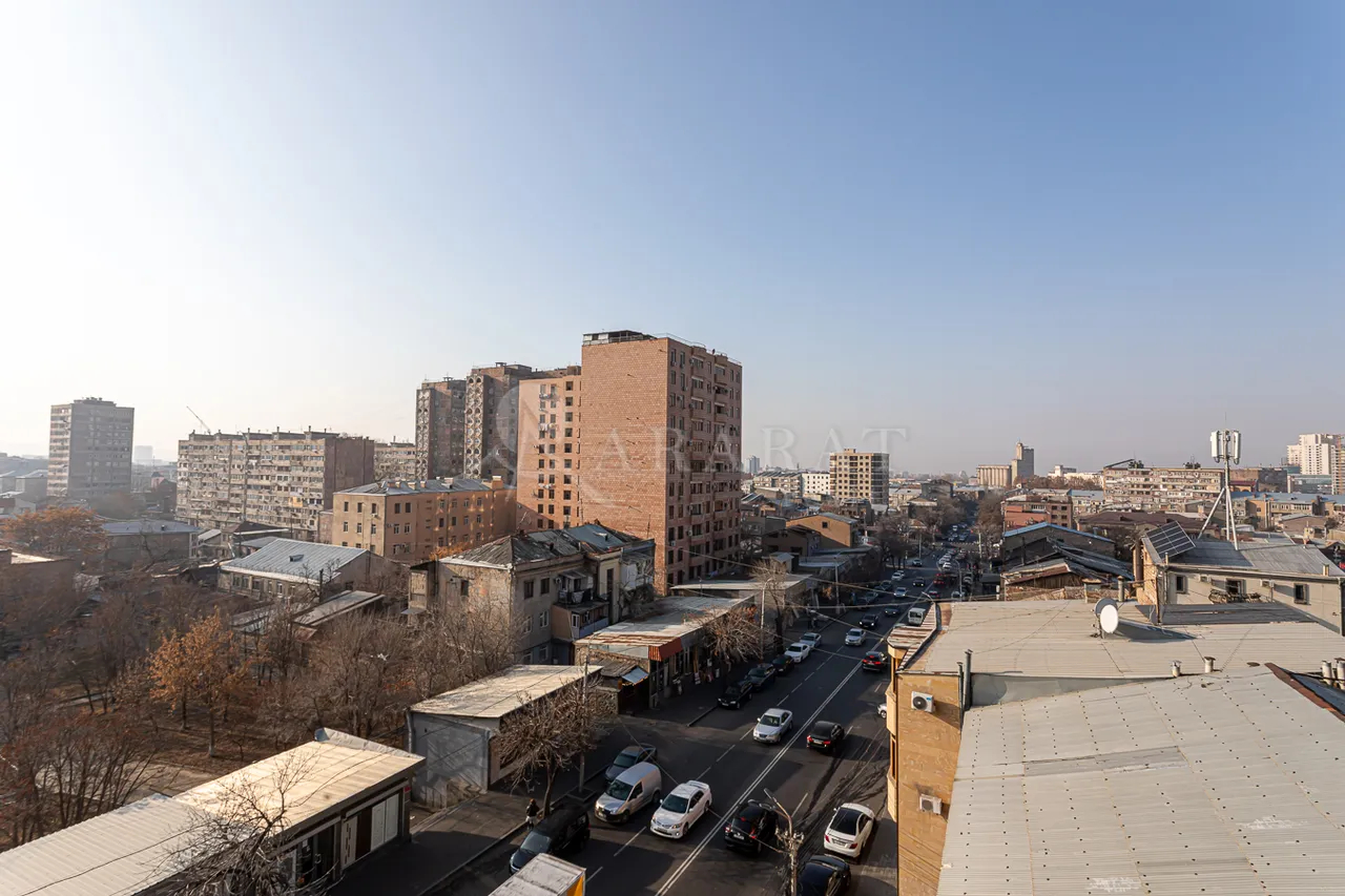 4 bedroom apartment for sale خیابان رُستُم, مرکز شهر ایروان, 158377