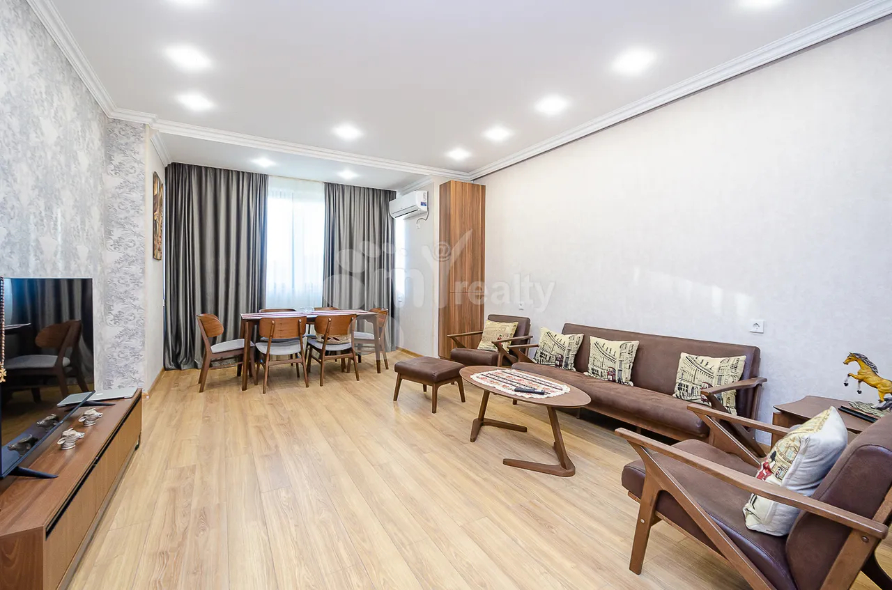 2 bedroom apartment for rent Teryan St, Center Yerevan, 160167