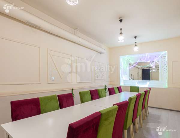 komercion-vacharq-Yerevan-Center