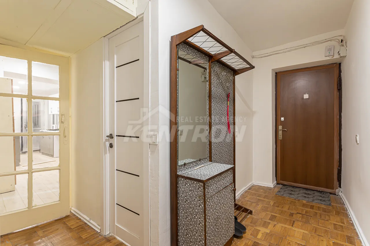 3 bedroom apartment for sale خیابان ماشتوتس, مرکز شهر ایروان, 157754