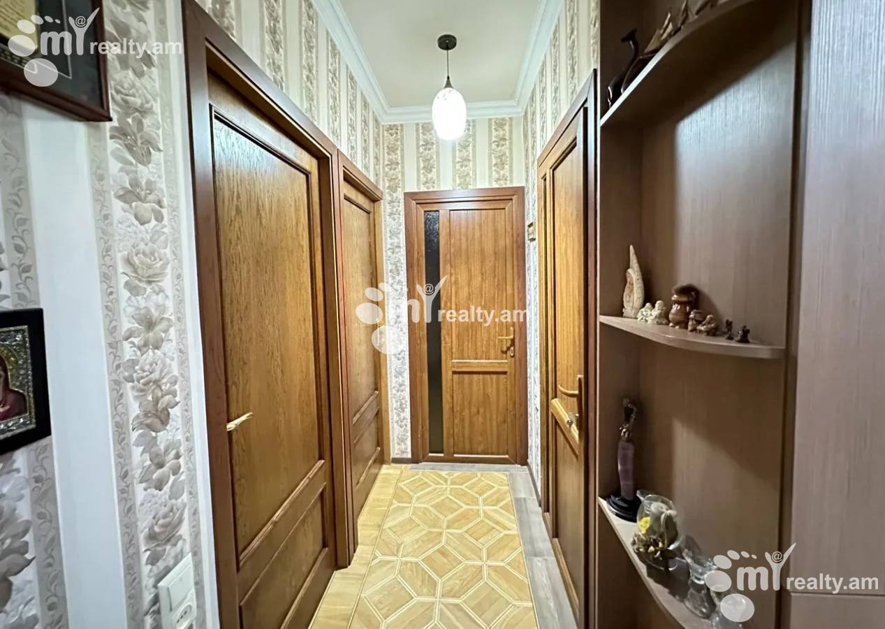 3 սենյականոց բնակարան  Կոմիտասի պող, Արաբկիր Երևան, 157044