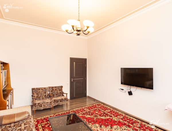 3-senyakanoc-bnakaran-vacharq-Yerevan-Arabkir