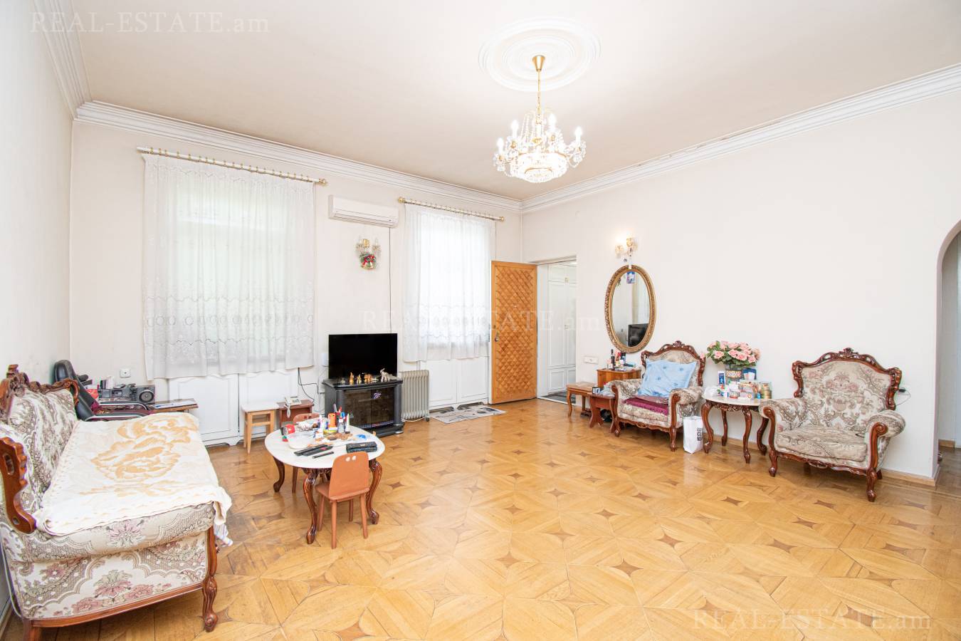 House for sale خیابان اِرزنکیان, عربگیر ایروان, 131697