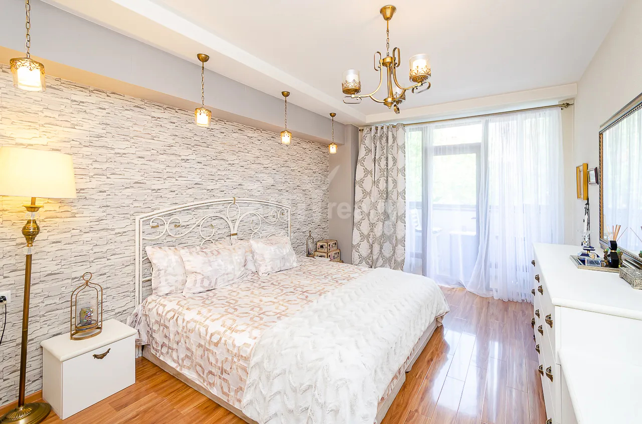 Снять 2 комнатную квартиру Бузанд ул, Центр Ереван, 158906