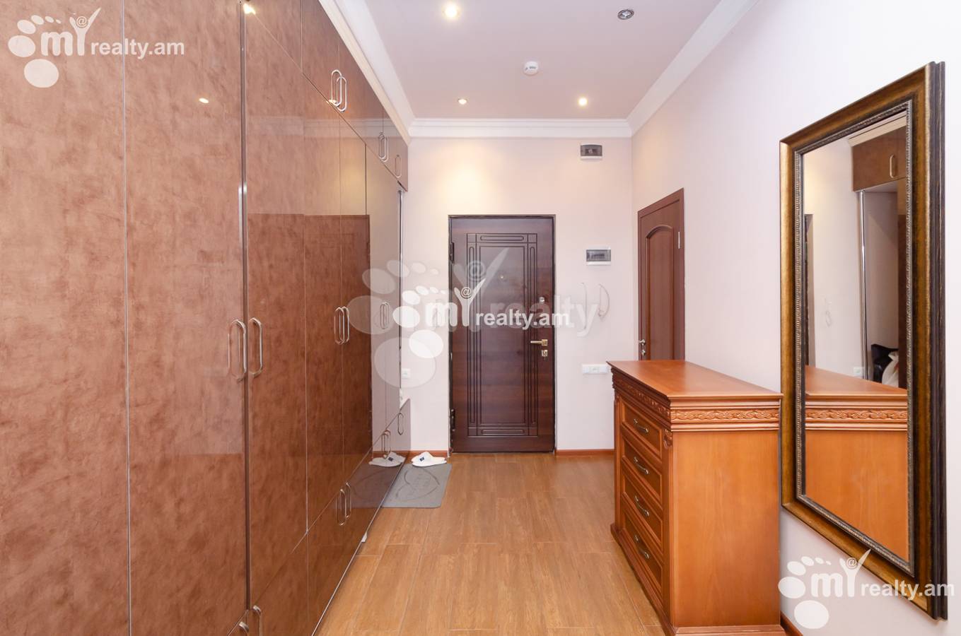 2 bedroom apartment for rent Buzand St, Center Yerevan, 150516