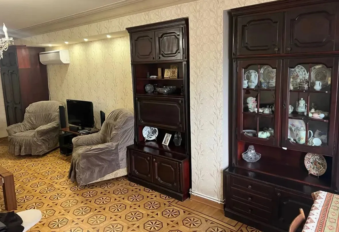 3 bedroom apartment for sale Bryusov St, Center Yerevan, 161439